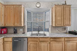 4105 Crest Ridge Dr, Irving, TX 75061 - Photo 12