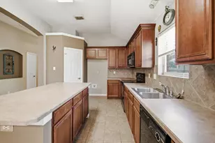 301 Lottie Ln, Saginaw, TX 76179 - Photo 6