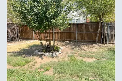8055 Raleigh Drive, Fort Worth, TX 76123 - Photo 22