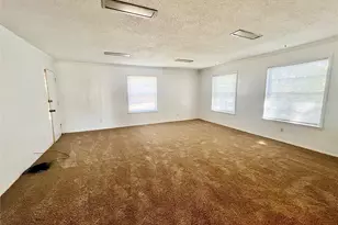 1811 Redwood St, Arlington, TX 76014 - Photo 10