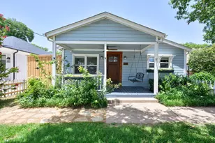 613 E Worth St, Grapevine, TX 76051 - Photo 1