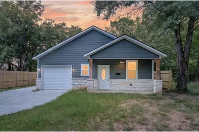 373 5th Street NW, Paris, TX 75460 - Photo 1