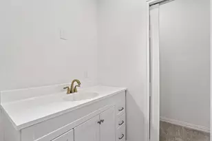 373 5th St NW, Paris, TX 75460 - Photo 8