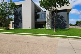 1904 McBroom St, Dallas, TX 75212 - Photo 1