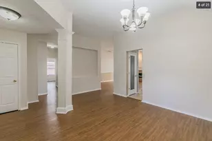 210 Madisson Dr, Euless, TX 76039 - Photo 6