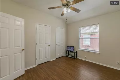 210 Madisson Drive, Euless, TX 76039 - Photo 16