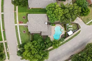 9503 Saddle Dr, Frisco, TX 75035 - Photo 2