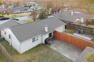 1913 Mission Dr, Garland, TX 75042 - Photo 30