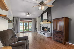 838 Vz County Road 4404, Ben Wheeler, TX 75754 - Photo 6