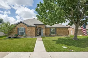 1686 Crosshaven Dr, Lewisville, TX 75077 - Photo 4