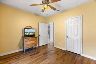2211 Tanton Sound Ct, Granbury, TX 76049 - Photo 12