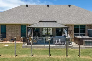 2211 Tanton Sound Ct, Granbury, TX 76049 - Photo 30