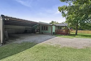 8300 Bluebonnet Cir, Alvarado, TX 76009 - Photo 4