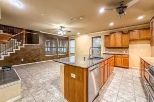 1528 Chestnut Dr, Savannah, TX 76227 - Photo 4