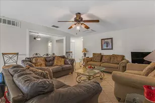 3423 Hickory Hill Dr, Arlington, TX 76014 - Photo 8