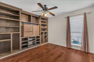 3423 Hickory Hill Dr, Arlington, TX 76014 - Photo 18