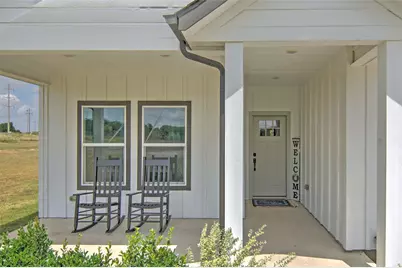 7206 Treaty Oaks Boulevard, Granbury, TX 76048 - Photo 4