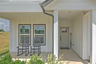 7206 Treaty Oaks Blvd, Granbury, TX 76048 - Photo 4
