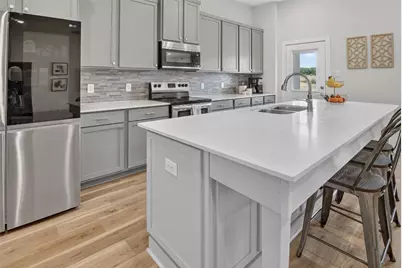 7206 Treaty Oaks Boulevard, Granbury, TX 76048 - Photo 10