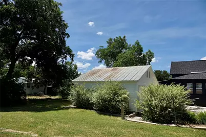 801 Reynolds Street, Goldthwaite, TX 76844 - Photo 8