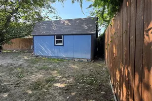 2406 W Broadview St, Greenville, TX 75402 - Photo 18