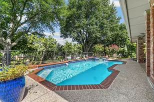 4633 E Shadow Ridge Dr, Frisco, TX 75034 - Photo 26