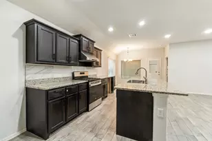9717 Snowbell Ln, Fort Worth, TX 76036 - Photo 8