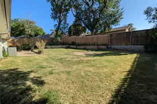 1800 Fernwood Cir, Carrollton, TX 75006 - Photo 14