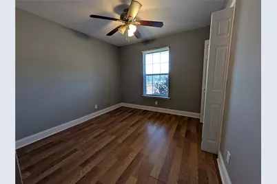 1800 Fernwood Circle, Carrollton, TX 75006 - Photo 10