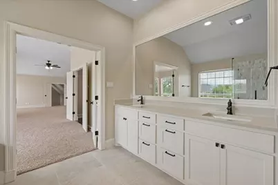 6035 Oak Hollow Drive, Burleson, TX 76028 - Photo 34