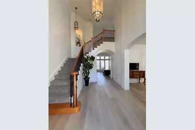 2301 Clearspring Drive S, Irving, TX 75063 - Photo 2