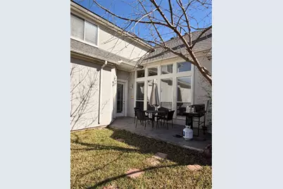 2301 Clearspring Drive S, Irving, TX 75063 - Photo 20