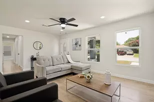 1302 Marion Dr, Garland, TX 75042 - Photo 2