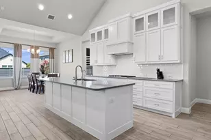 7025 Central Ct, Little Elm, TX 76227 - Photo 6