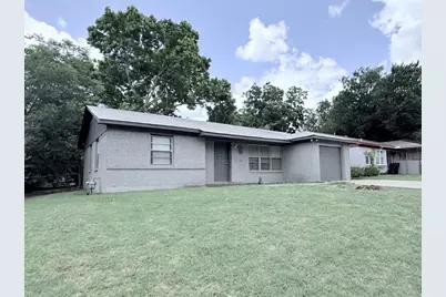 1706 Martin Luther Drive, Arlington, TX 76010 - Photo 2