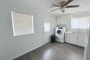 1706 Martin Luther Dr, Arlington, TX 76010 - Photo 12