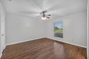 828 Haverford Ln, DeSoto, TX 75115 - Photo 8