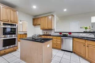 3618 Christopher, Richardson, TX 75082 - Photo 10