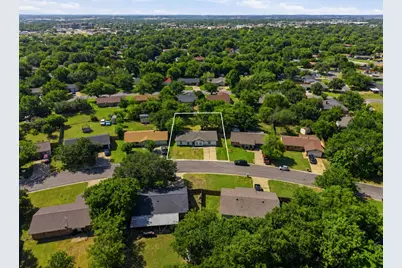 318 NE Michael Drive, Burleson, TX 76028 - Photo 22