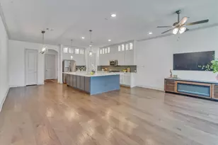 1900 Melinda, Farmers Branch, TX 75234 - Photo 6