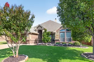 11000 Wanamaker Dr, Benbrook, TX 76126 - Photo 2