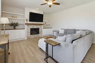 13268 Fencerow Rd, Fort Worth, TX 76244 - Photo 4