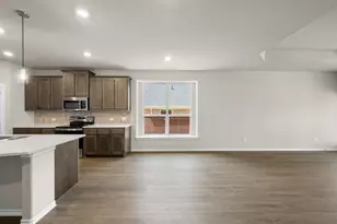 513 Vista Ridge Drive, Weatherford, TX 76087 - Photo 8