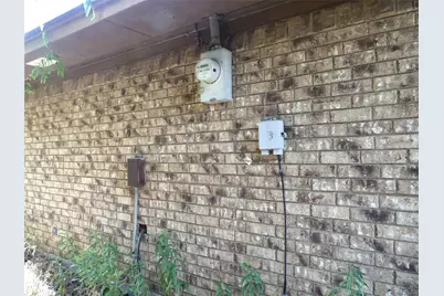5324 Parker Henderson Road, Fort Worth, TX 76119 - Photo 24