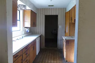 5324 Parker Henderson Rd, Fort Worth, TX 76119 - Photo 12