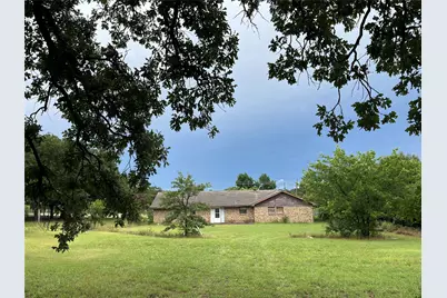 5324 Parker Henderson Road, Fort Worth, TX 76119 - Photo 2