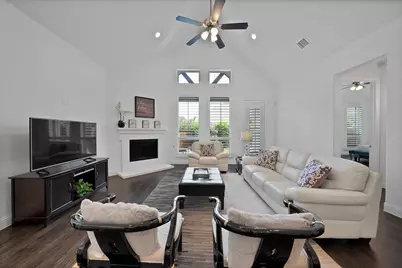 8260 Halifax, The Colony, TX 75056 - Photo 8