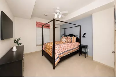 8934 Greenville Avenue, Dallas, TX 75243 - Photo 32