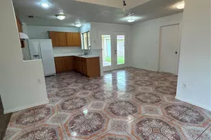 2209 Rockbluff Dr, Rowlett, TX 75088 - Photo 4
