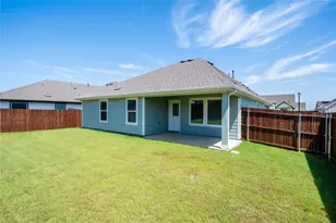 729 Orchid Wy, Pilot Point, TX 76258 - Photo 24